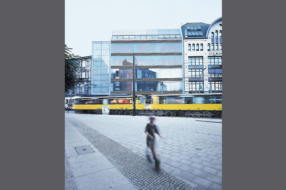 Haus am Hackeschen Markt Berlin, 2000