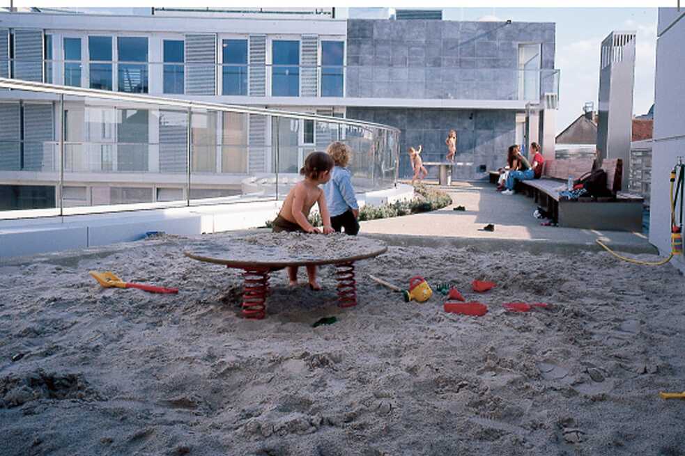 Haus am Hackeschen Markt Berlin, 2000