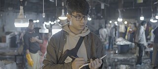 Kawran Bazaar Sayeef zeichnet interessante Charaktere des geschäftigen Marktes