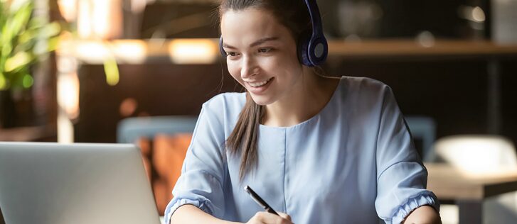 Stipendien für Deutschlehrende