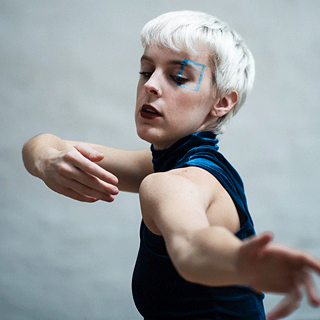 Carly Lave &copy; © Carly Lave Carly Lave