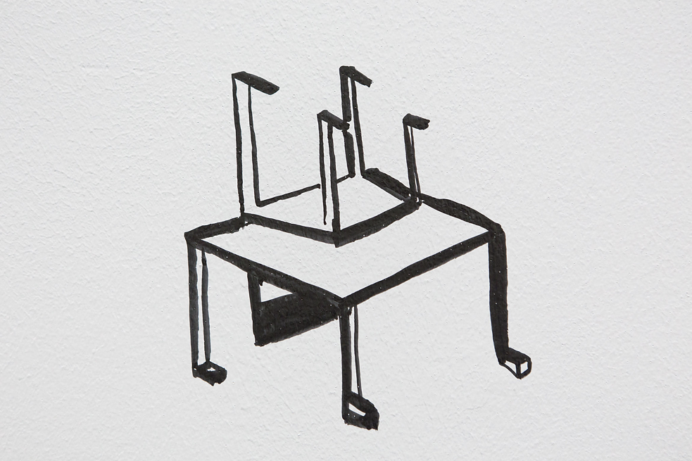 チェ・テユン、《A chair placed on a desk》、壁面ドローイング、ソウル・メディアシティ・​ビエンナーレ2016