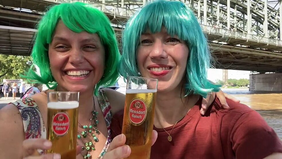 Luciana and Claudia in Cologne