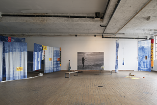 at District *School Without Center, soft architecture by Emma Wolf Haugh/The Many Headad Hydra, photo: Kim Bode, 2021