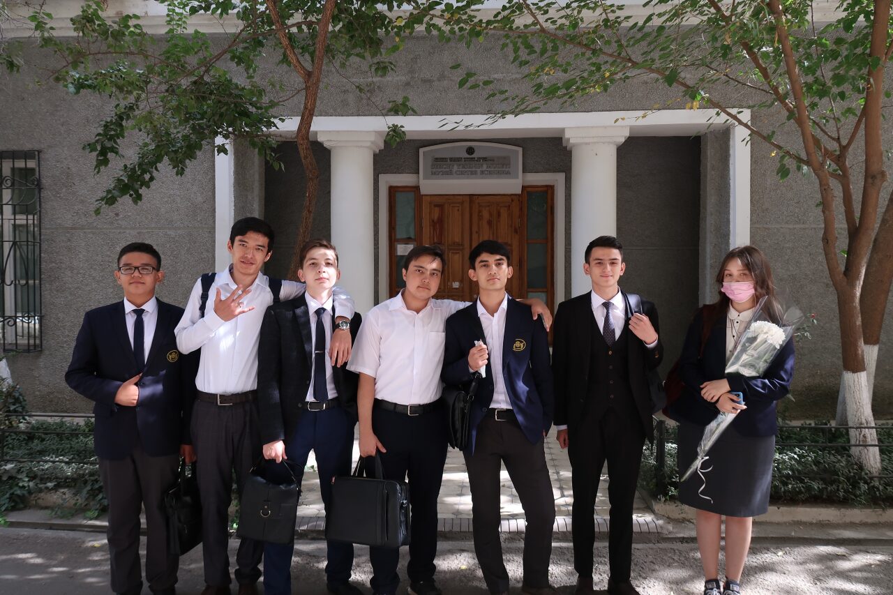 Гёте институт узбекистан. Гёте институт бишкек. Ташкент директор гете. Немецкий институт гете ташкент. Гёте институт германия.