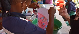 Mãos às obras Fotos