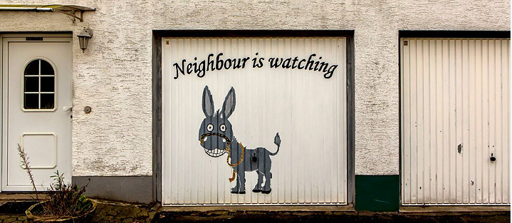 Τι θα συμβεί αν τα apps γίνουν οι νέοι αρχιτέκτονες της πόλης; Να ποιοι είναι οι λόγοι για τους οποίους η νομοθεσία των ψηφιακών εφαρμογών πρέπει επειγόντως να αναπροσαρμοστεί. Φωτογραφία (Απόκομμα): © picture alliance/Goldman