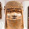 Drei Benin-Bronzen im Museum für Kunst und Gewerbe Hamburg (2018)