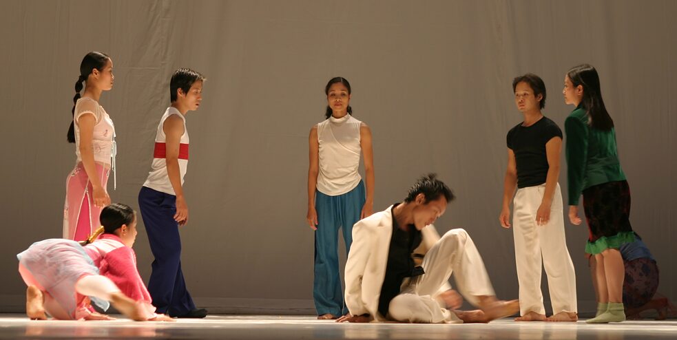HAN Tanz Venus in Hanoi 2004 4