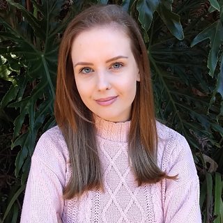 Paula Schmitt Halmenschlager