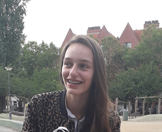 Erenah Linthout Portrait