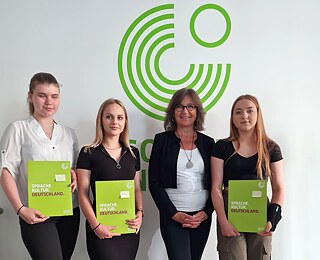 Gewinnerinnen im Wettbewerb „Mein Beruf ist Spitze!“ 