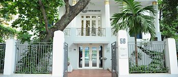HAN Eingang des Goethe-Instituts Hanoi 5000x2174