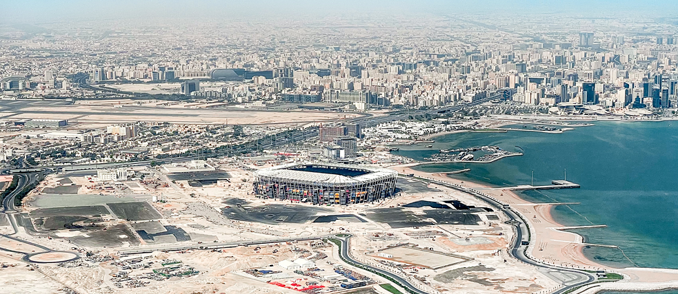 Das Stadium 974 am Rand der katarischen Hauptstadt Doha ist einer der Austragungsorte der Fußball-WM 2022. 