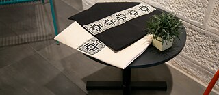 Kissenbezüge von Darzah Designs