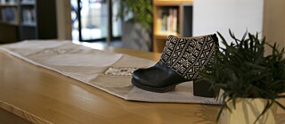 Schuh von Darzah Designs