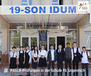 PASCH-Schüler in der Schule 19, Urgentsch © © Goethe-Institut Usbekistan PASCH-Schüler in der Schule 19, Urgentsch