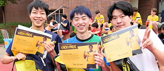 PASCH spielt Fußball 10