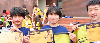 PASCH spielt Fußball 12