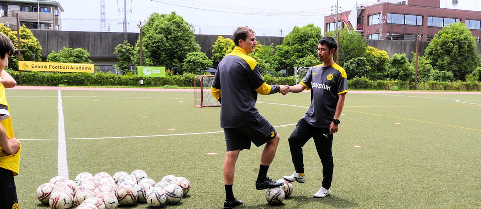 PASCH spielt Fußball 23