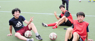 PASCH spielt Fußball 22