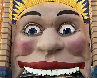 Raleigh Joyner © © Raleigh Joyner Raleigh Joyner