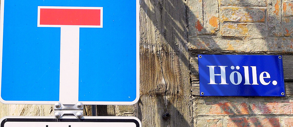 German Town Signboard - Hölle