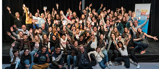 Les participant·e·s au festival de théâtre 