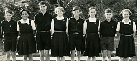 Dave Lowe with school class