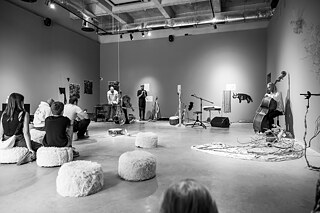 Das dreitägige experimentelle Festival Shared Space: ein gemeinsamer Raum des freien Klangs