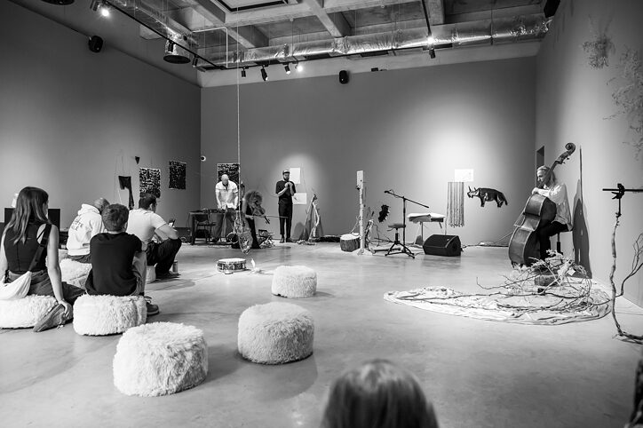 Das dreitägige experimentelle Festival Shared Space: ein gemeinsamer Raum des freien Klangs