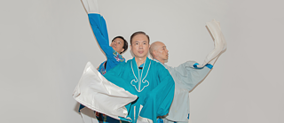 ad/un/re-dressing Nán Dàn 