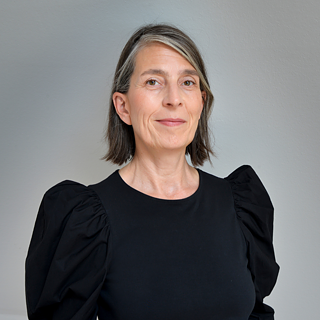 Jana Hartmann - Headshot