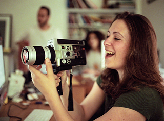 لينا نعسانة في الاستديو الخاص بها في الزمالك.