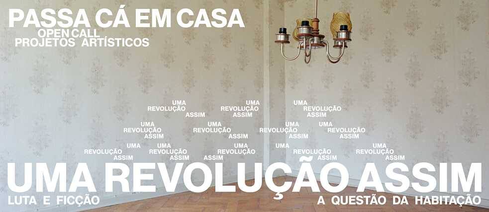 Header für die Veranstaltung "Passa cá em casa", im Hintergrund ein leeres Wohnzimmer mit Kronleuchter