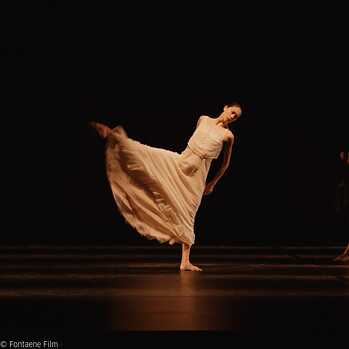 Filmstill aus Dancing Pina (2022) af Florian Heinzen-Ziob
