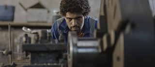 مشهد من فيلم "المستعمرة" لمحمد رشاد