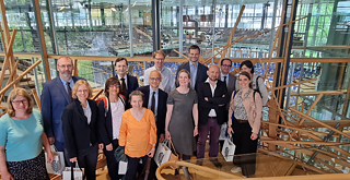 Wochenend-Deutschkurs: 75 Jahre Deutsches Grundgesetz  in Bonn Mai 2024 