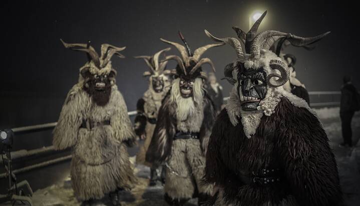 Still frame from the SKY Germany original Serie"Pagan Peak/Der Pass"