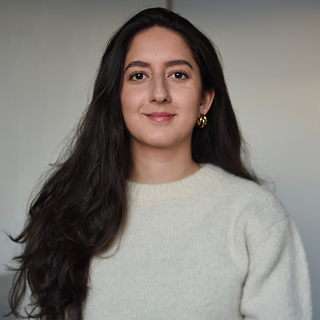 Portrait Picture of Zara Momand