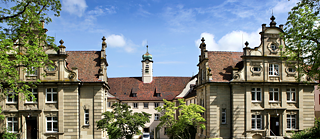 Goethe-Institut Schwäbisch Hall, Außenansicht bei sonnigem Wetter