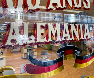 Foto fileteado en vidriera Goethe-Institut