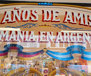 Foto fileteado en vidriera Goethe-Institut