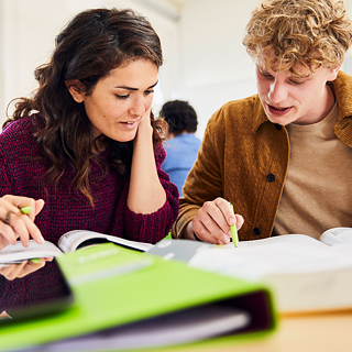 Cursos de preparação para exames de alemão