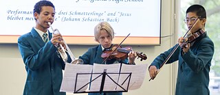 Orchester mit Schüler*innen