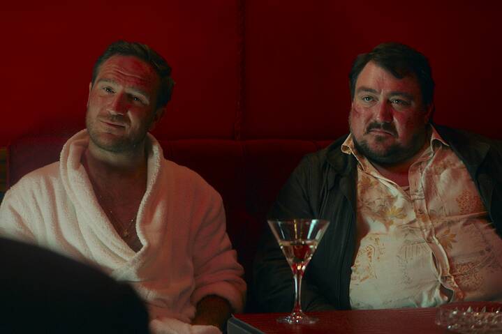 Frederik Lau als Charly und Christoph Krutzler als Joseph in der Netflix Germany original Serie "Crooks"