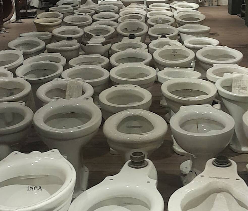 Antigo depósito de objetos apresentados para aprovação.