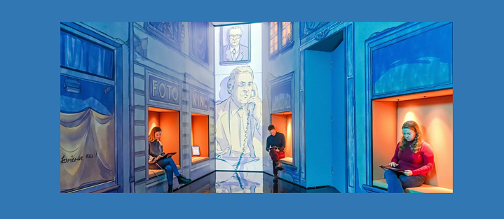 Beim Projekt „museum4punkt0“ widmen sich knapp 30 Museen der digitalen Kulturvermittlung: interaktive Gamestation in der Sonderausstellung „Roads not Taken. Oder: Es hätte auch anders kommen können“ des Deutschen Historischen Museums. 