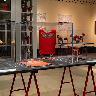 Lova Isabellan työt. Lova Isabella Lundbergin tutkielma eteläsaamelaisesta duodjista, jotka ovat harvinaisia saamelaismuseoissa