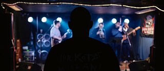 „Wenn wir den Ort nicht nutzen, wer dann?“ Vom alten KZ-Außenlager zum Punk-Klub 